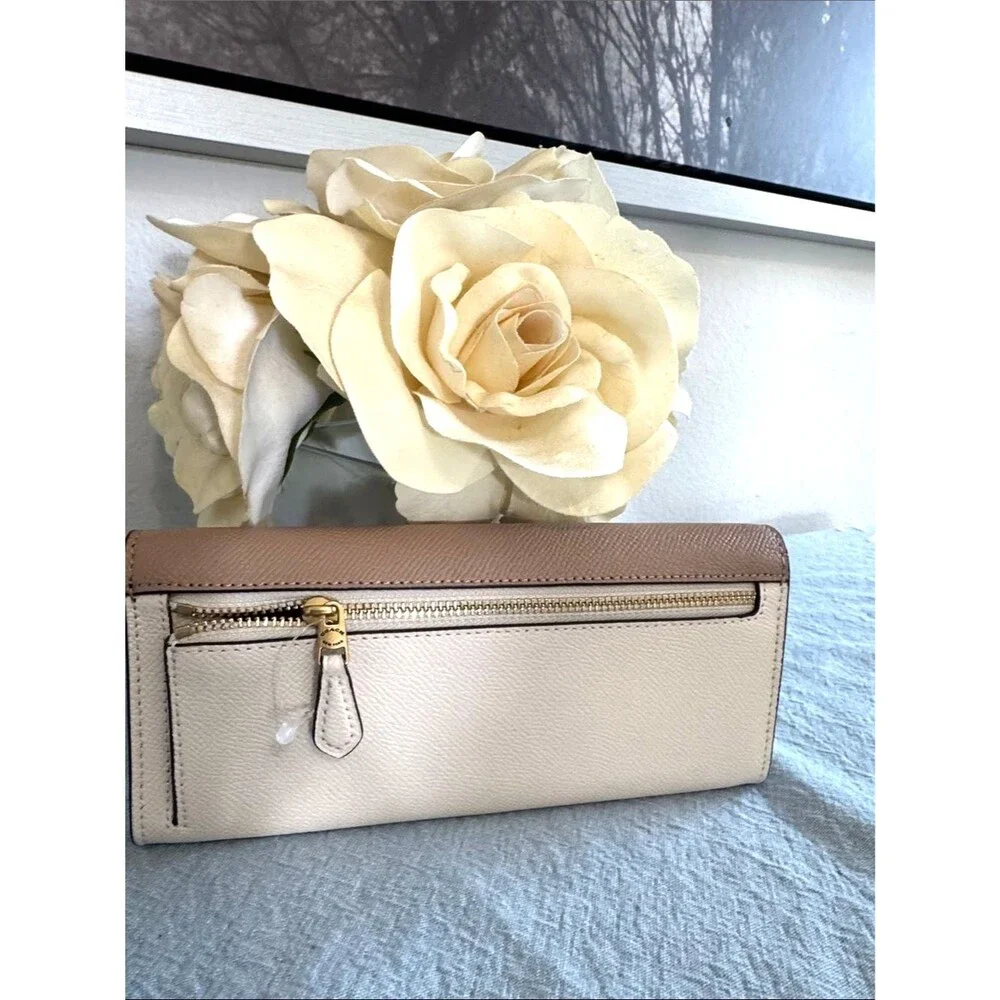 Coach Wyn Soft Wallet in Colorblock Two-Tone Envelope Wallet Clutch Beige Taupe